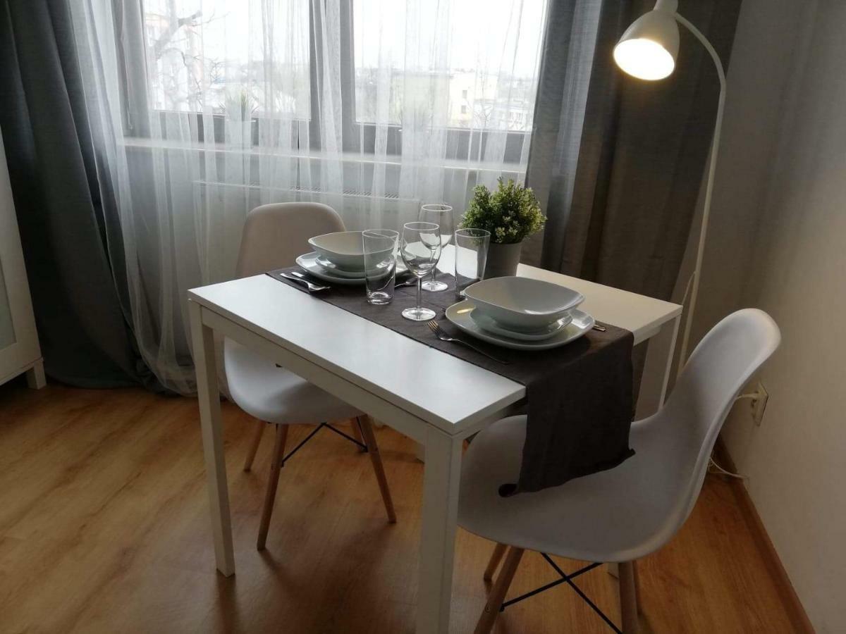 Apartmán Pokoje przy Rondzie Čenstochová Exteriér fotografie